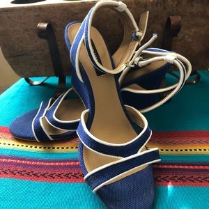 Ann Taylor Blue and white wedges.